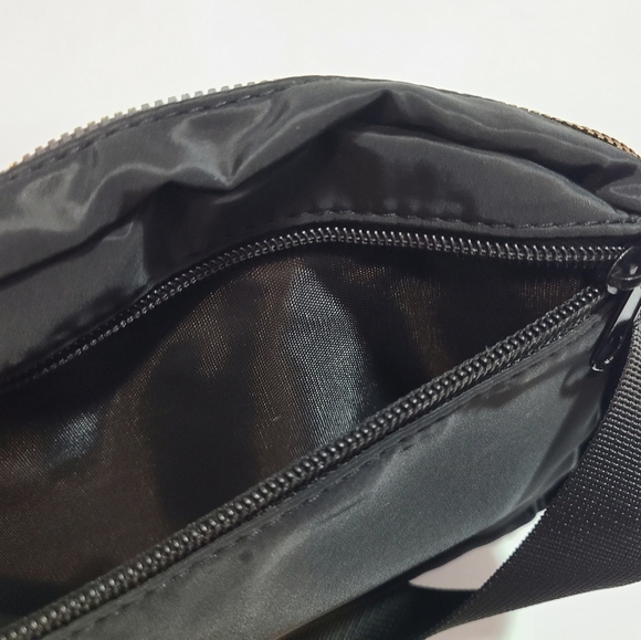 !SALE! Belt bag - Brand new- Black - Picture 6 of 8